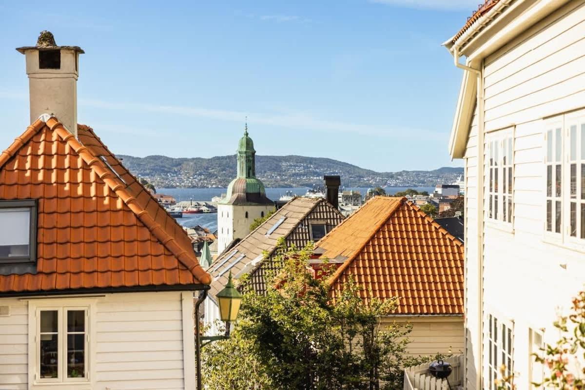Dinbnb Homes I The 1880 Authentic Dream I 500m From Bryggen Hébergement de vacances